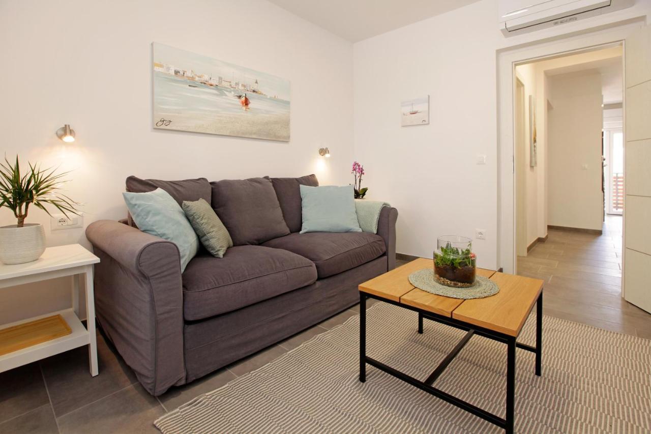 Apartment Santa Cruz Supetar